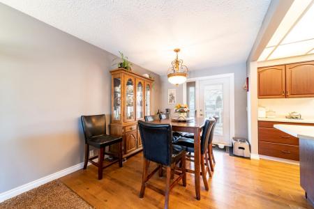 517 2 STREET CRESCENT, Wainwright, Alberta T9W 1A8, Canada