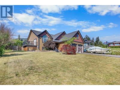 1028 PURCELL CRESCENT, Creston, British Columbia V0B 1G3, Canada