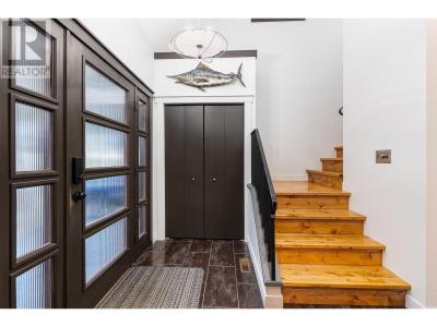 1915 ALDER STREET, Creston, 不列颠哥伦比亚省 V0B 1G5, 加拿大