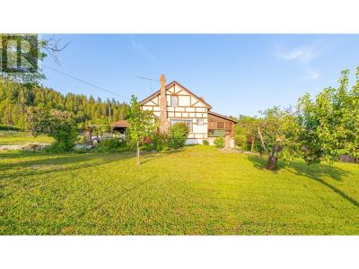 1843 MCLAREN STREET, Creston, British Columbia V0B 1G5, Canada