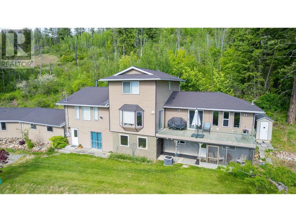 3870 LAKEVIEW ARROW CREEK ROAD, Creston, Kolumbia Brytyjska V0B 1G8, Kanada