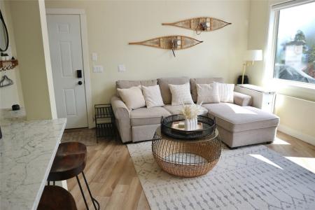 5981 SNOW PINES CRESCENT, Big White, British Columbia V1P 1P3, Canada