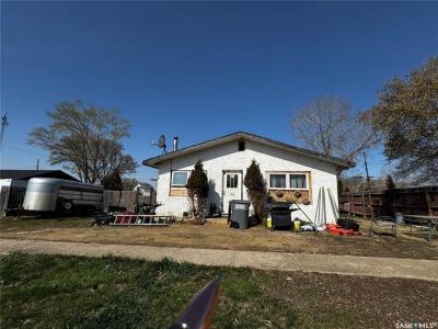 118 WARWICK STREET, Neville, Saskatchewan S0N 1T0, Canada