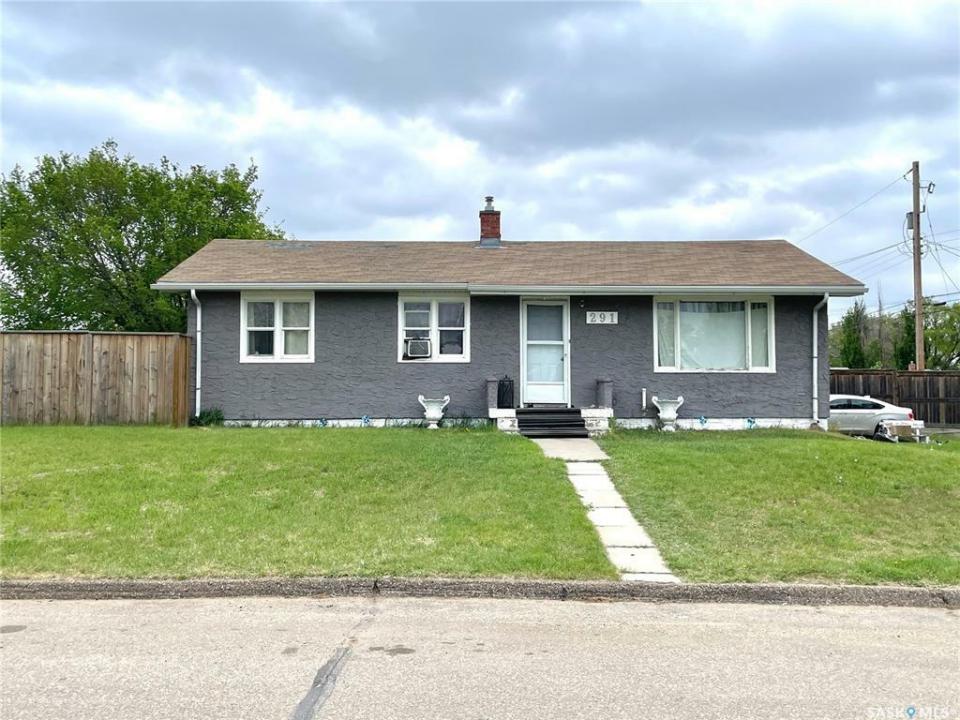291 27TH STREET, Battleford, Saskatchewan S0M 0E0, Canada