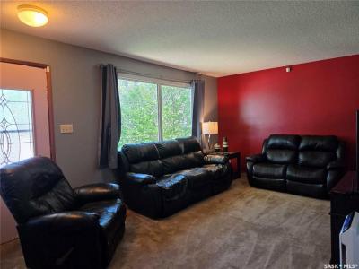 10208 BORDEN CRESCENT, North Battleford, 薩斯喀徹溫省 S9A 3A1, 加拿大