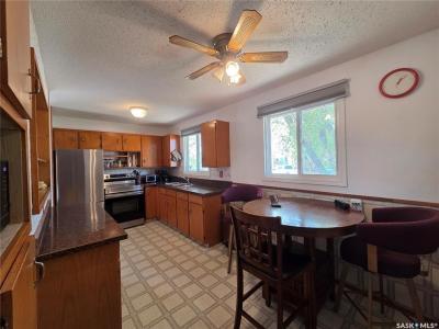 10208 BORDEN CRESCENT, North Battleford, 薩斯喀徹溫省 S9A 3A1, 加拿大