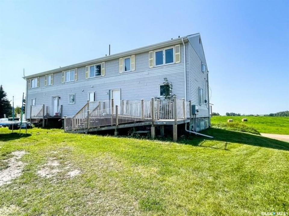 108 MAIN STREET W, Dorintosh, Saskatchewan S0M 0T0, Canada