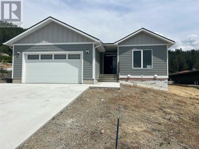 712 MOUNTAIN VIEW CRESCENT, Creston, British Columbia V0B 1G5, Canada