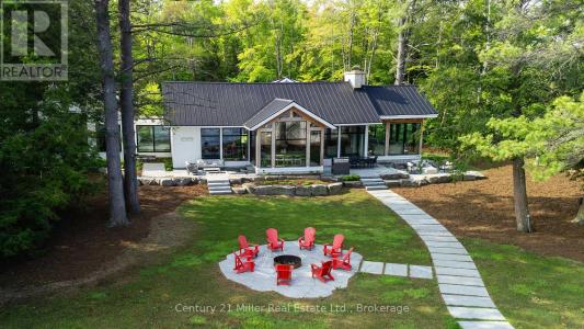 1016 KEELER ROAD, Muskoka Lakes (wood (muskoka Lakes)), Ontario P0C 1M0, Canadá
