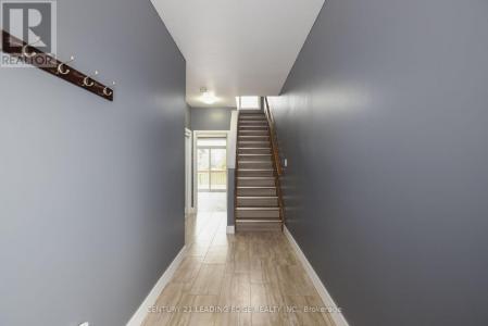 2080 MEADOWGATE BOULEVARD, London South (south U), Ontario N6M 1K1, Canadá