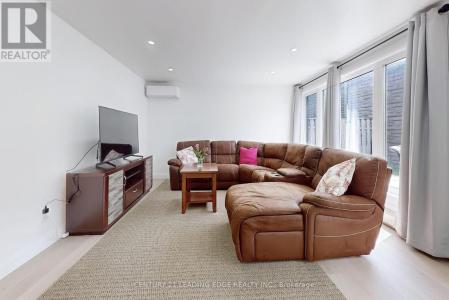 20 BYPASS COURT, Toronto (tam O'shanter-sullivan), Ontario M1T 1L1, Canada
