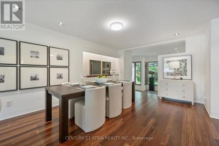 80 GLENVALE BOULEVARD, Toronto (leaside), Ontario M4G 2V6, Canada