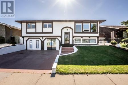 911 12 STREET SOUTHEAST, High River, Alberta T1V 1L2, Canada