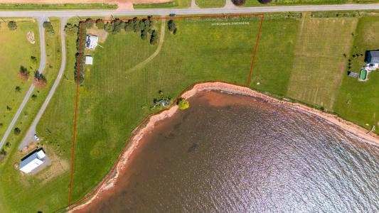 1183 MCINNIS POINT ROAD, Earnscliffe, Ilha De Prince Edward C0A 2E0, CANADÁ