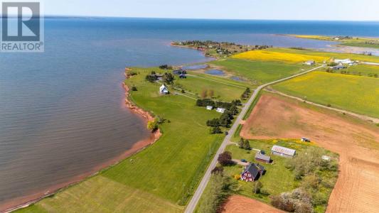 1183 MCINNIS POINT ROAD, Earnscliffe, Ilha De Prince Edward C0A 2E0, CANADÁ