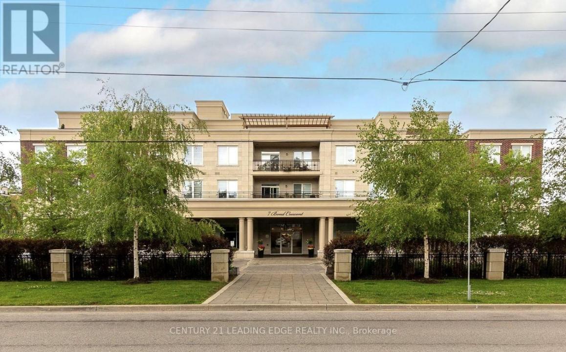 7 BOND CRESCENT, Richmond Hill (oak Ridges), 安大略省 L4E 1E6, 加拿大
