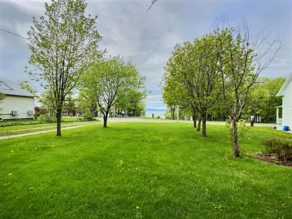 Rue du Patrimoine, Cacouna, Quebec G0L 1G0, Canada