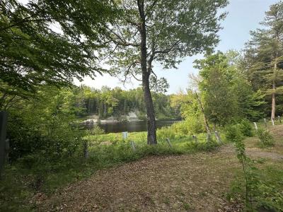 167  Ch. des Rapides, Mansfield-et-Pontefract, Québec J0X 1R0, Canada