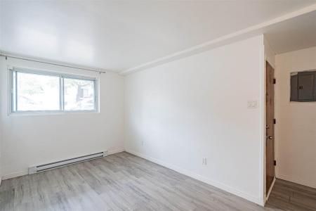 7350 Av. Mousseau, Montréal (Anjou), Quebec H1K 2W3, Canada