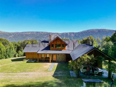 Ruta N° 40 S/N, Villa La Angostura, Neuquén 8407, Argentina