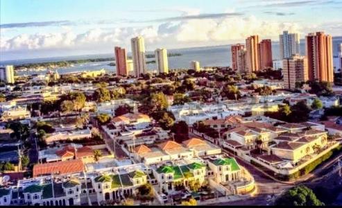 Calle 72 con Av. 3A Edificio La Llovizna, piso 8, Apto 8A, Maracaibo, Zulia 4002, Venezuela