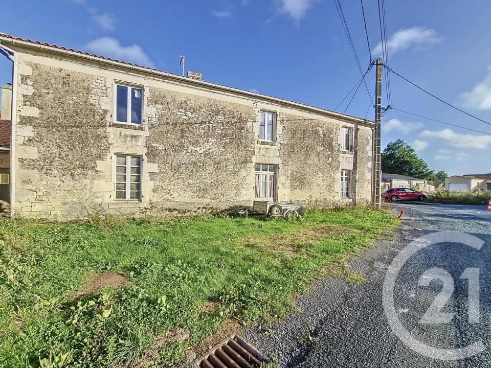 Petosse, Pays De La Loire 85570, France