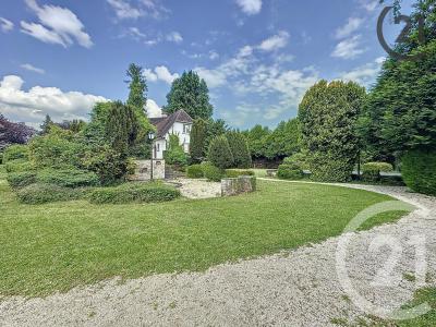 Rosieres Pres Troyes, Champagne-Ardenne 10430, Pháp