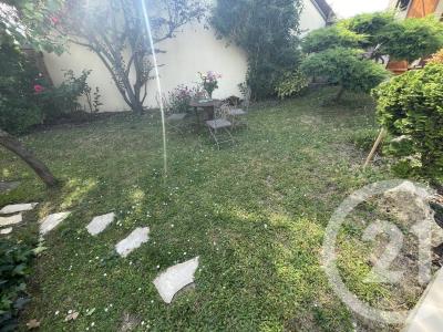Chelles, Île-de-France 77500, France