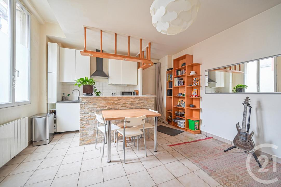 Clichy, Île-de-France 92110, France
