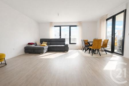 Stains, Île-de-France 93240, France