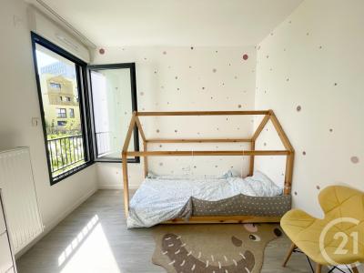 Stains, Île-de-France 93240, France