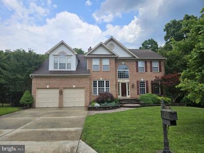 8002 Hunter Dr, CLINTON, Maryland 20735, USA