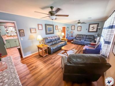 1004 Hillcrest Street, Linden, Texas 75563, Stati Uniti