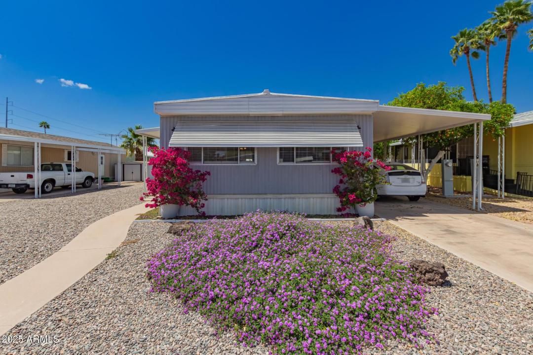 2650 W UNION HILLS Drive 16, Phoenix, Arizona 85027