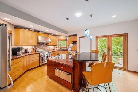 2315 Tall Oaks Drive, Ann Arbor, Michigan 48103, USA