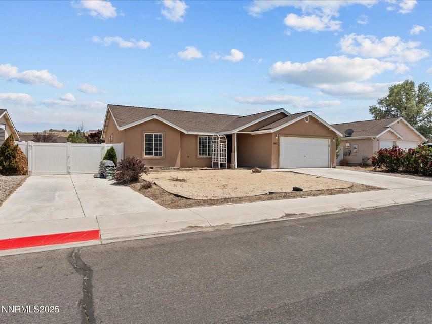 1463 Grey Bluffs Dr., Fernley, Nevada 89408