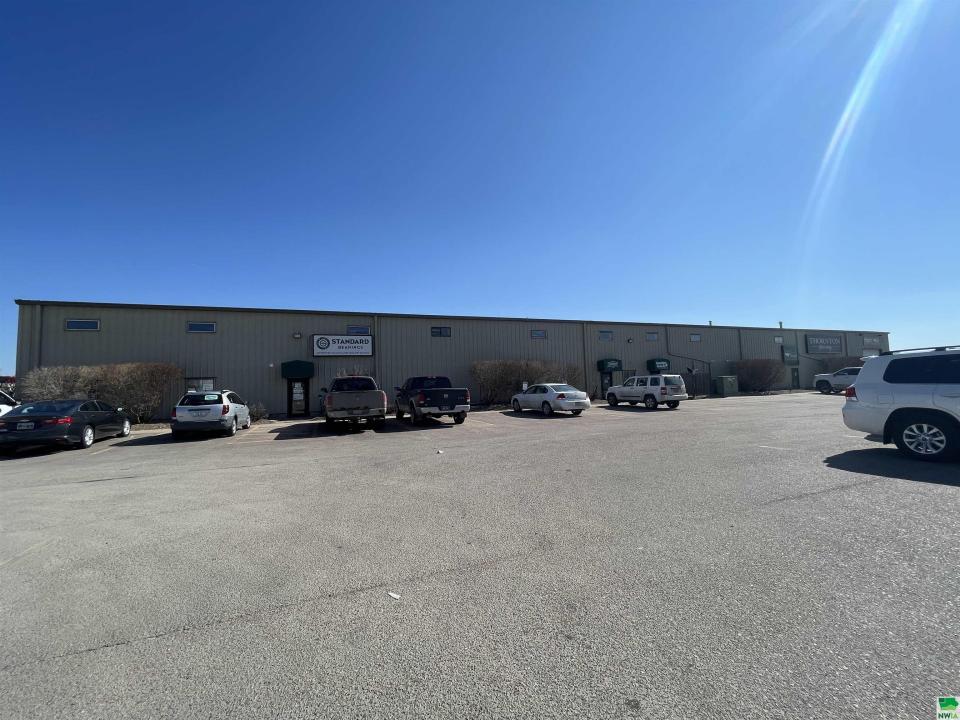 600 N Derby Lane #201, No. Sioux City, South Dakota 57049, USA