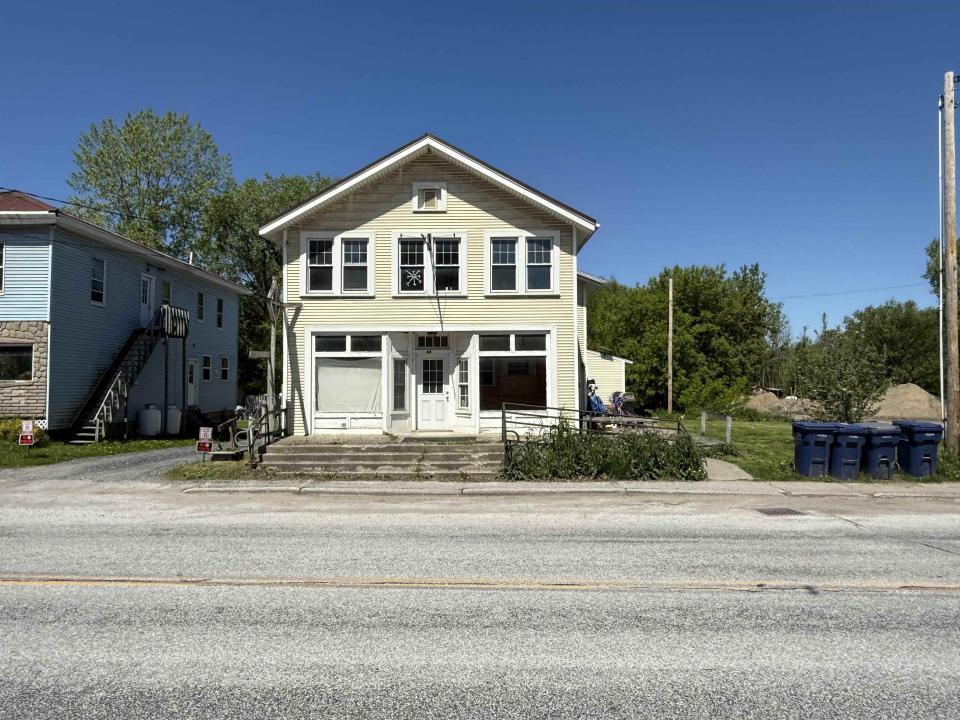 44 South Main Street, Alburgh, Vermont 05440