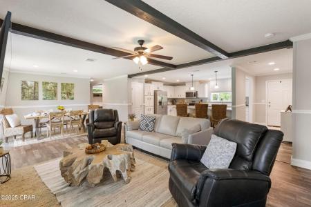 3912 Edwards Road, Panama City, 佛罗里达州 32409, 美国