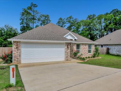 829 Village Gate Circle, Nacogdoches, Texas 75961, Estados Unidos