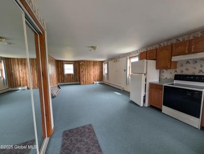 25 Mount Hope Avenue #3, Ticonderoga, Nueva York 12883, Estados Unidos