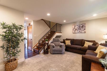 3832 Bixby Drive, La Verne, Калифорния 91750, Соединенные Штаты