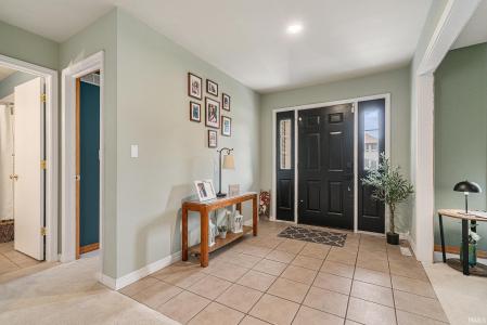 1817 Amberwood Drive, Goshen, Indiana 46526, Amerika Birleşik Devletleri