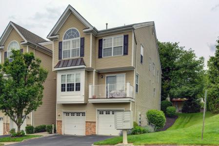 158 Mountainside Drive, Pompton Lakes, NJ 07442, USA