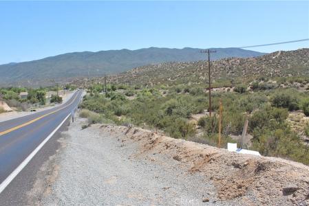 11 Summit Valley Road, Hesperia, Califórnia 92345, Estados Unidos