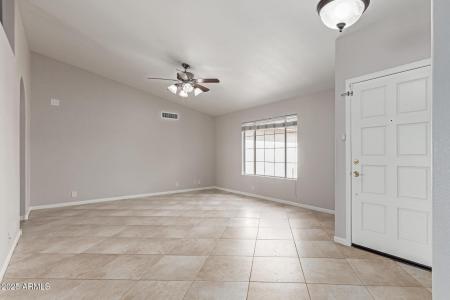 7526 W WINDROSE Drive, Peoria, Arizona 85381