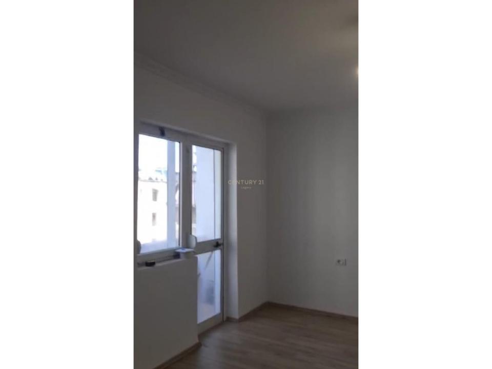 Tirana e Re, Tirana, アルバニア