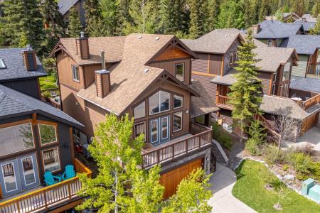 330 CASALE PLACE, Canmore, Alberta T1W 3G2, Canada