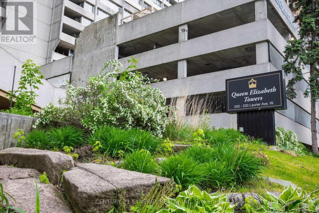 530 LAURIER AVENUE WEST, Ottawa, אונטריו K1R 7T1, קנדה