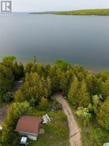 25 SUNOVA BEACH ROAD, Manitowaning, Ontario P0P 1N0, Canadá